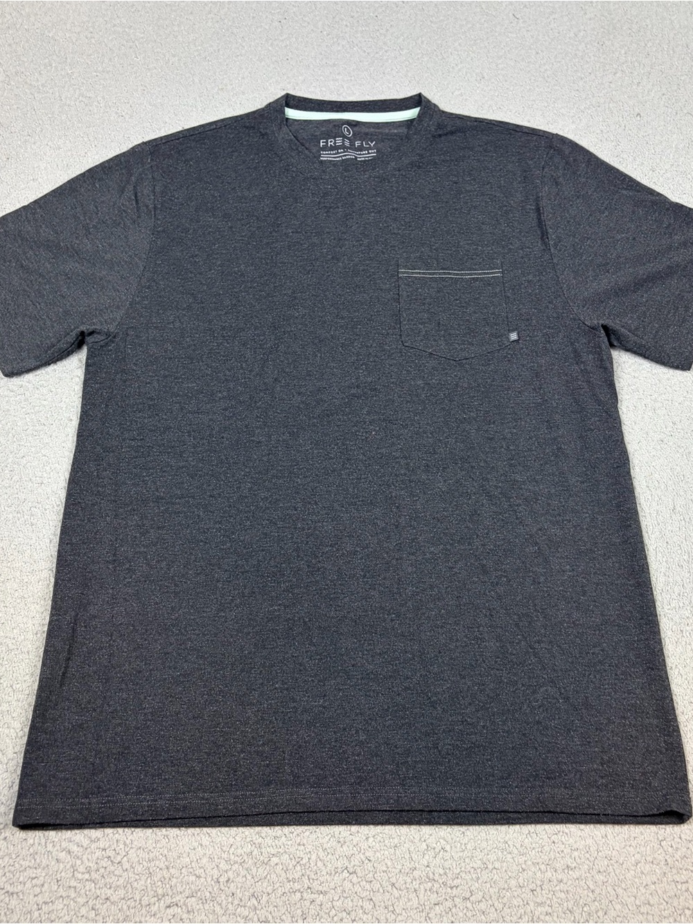 Free Fly Apparel Men’s Large Black Bamboo Performance Crew Neck Pocket Tee